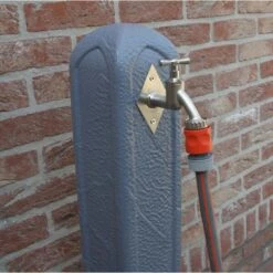 Waterzuil Met Kraan En Aansluiting - Grijs -Planten Winkel tuinpaal met waterkraan 1498043411 1 600