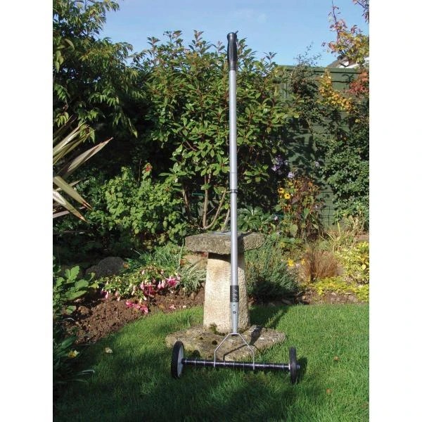 Verticuteerhark Op Wielen 5 Verticuteerhark Op Wielen - Afbeelding 3